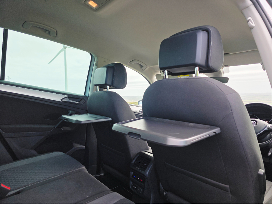 2019 Volkswagen Tiguan - image 4