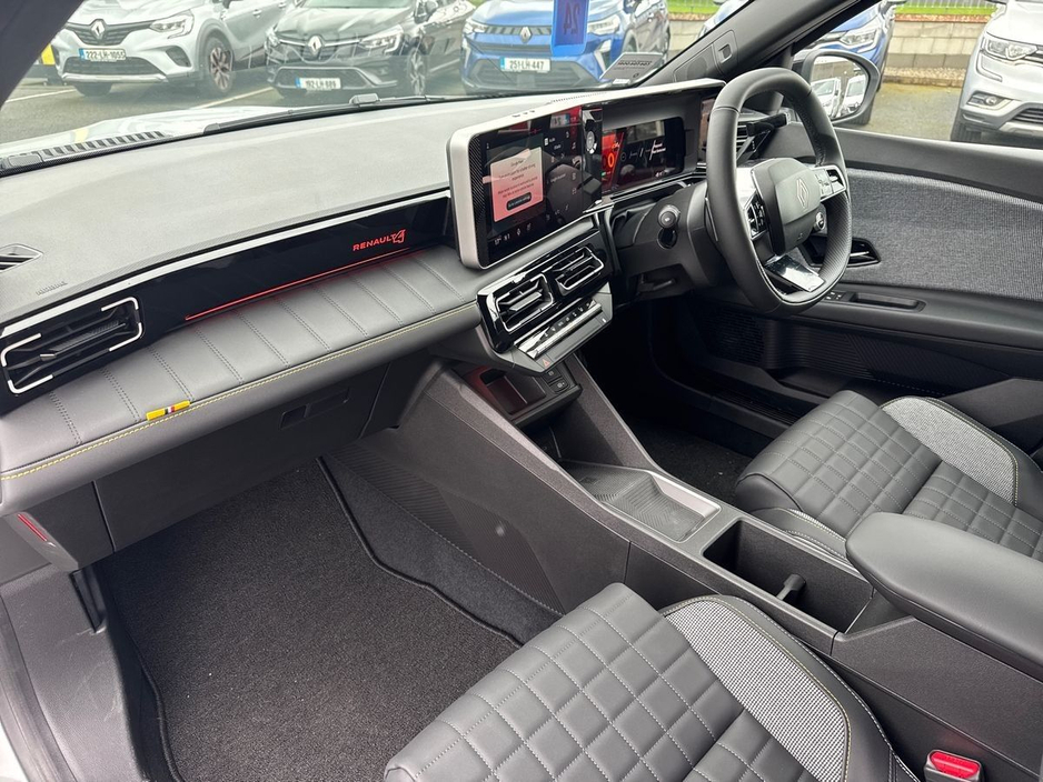 2026 Renault 4 - image 4