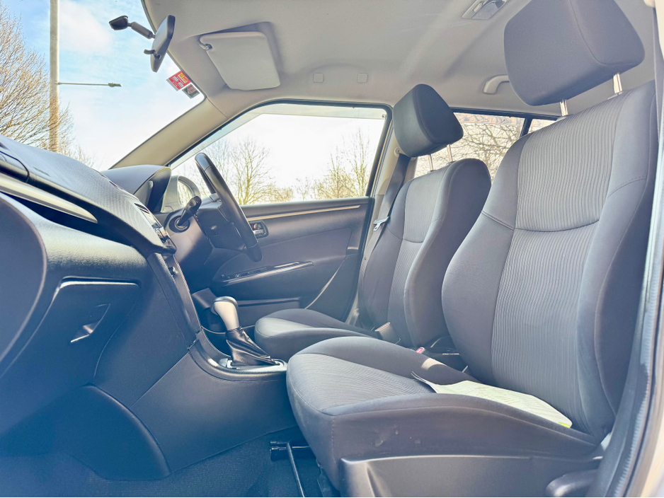 2013 Suzuki Swift - image 16