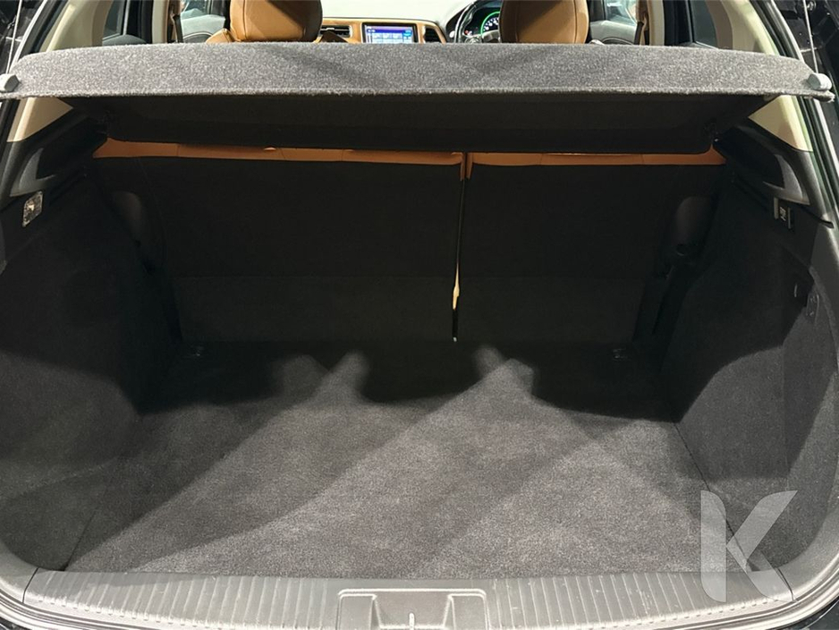 2019 Honda Vezel - image 12