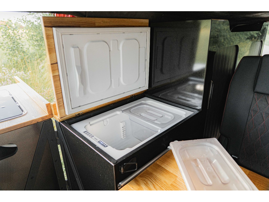 2021 Mercedes-Benz Vito - image 34