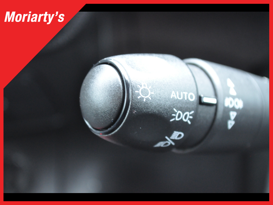 2020 Peugeot Partner - image 11