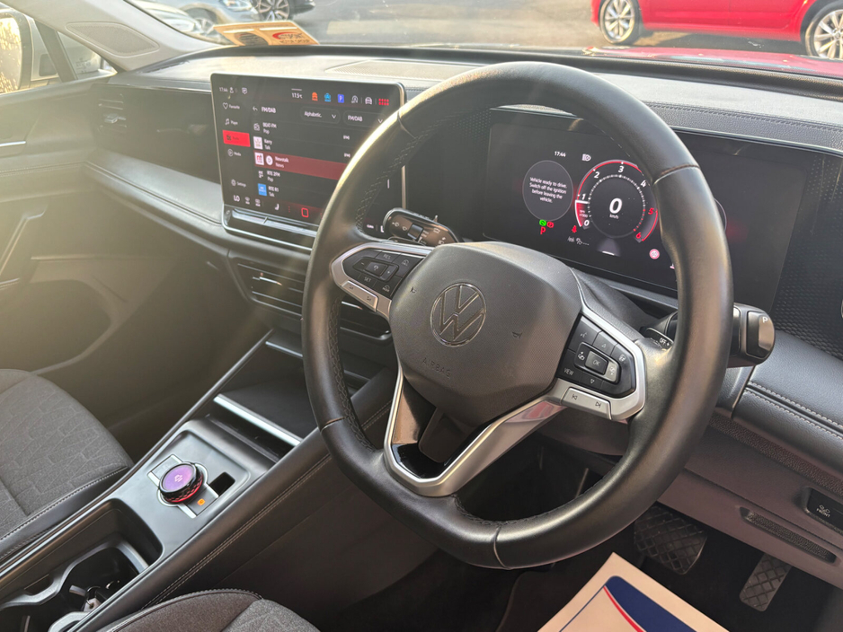 2024 Volkswagen Tiguan - image 17