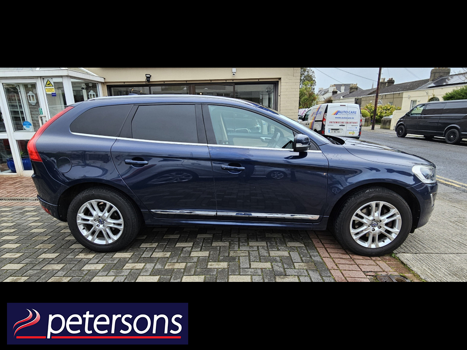 2013 Volvo XC60 - image 12