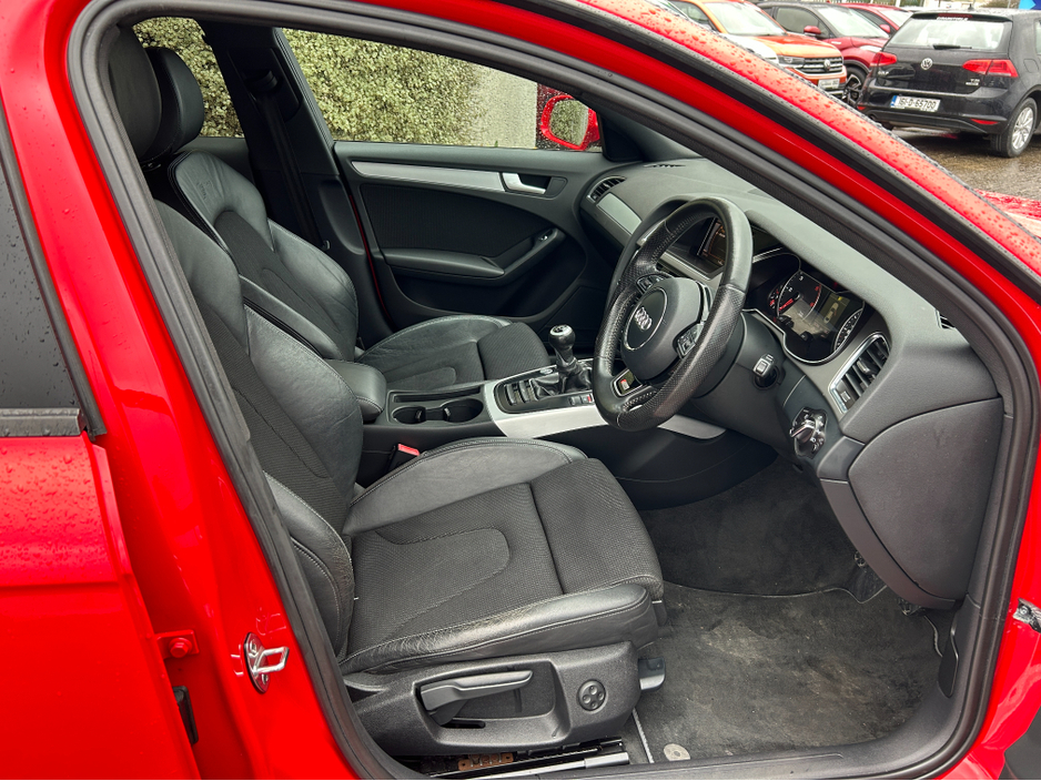 2012 Audi A4 2.0 TDI S-LINE 120BHP 4DR **HEATED SEATS** BLUETOOTH** AIR CON** €9,950