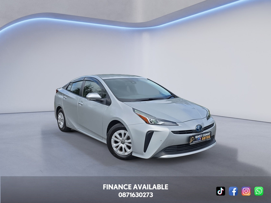 2020 Toyota Prius - image 11
