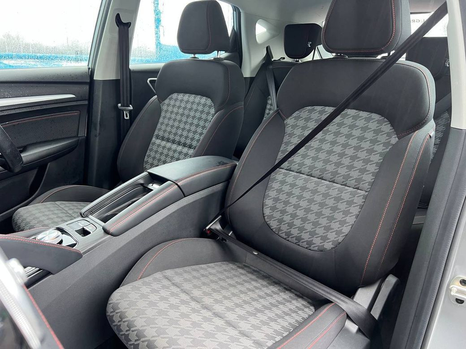 2023 MG ZS 73KWH // LONG RANGE MODEL // VERY LOW MILEAGE // APPLE CARPLAY/ANDROID AUTO €22,900