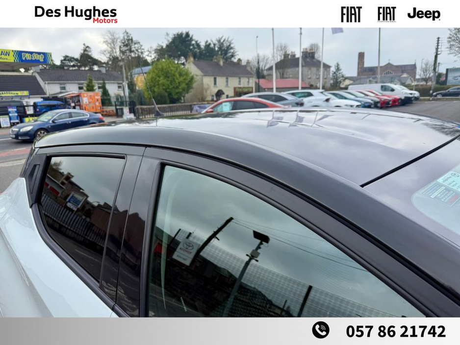 2021 Nissan Micra - image 11