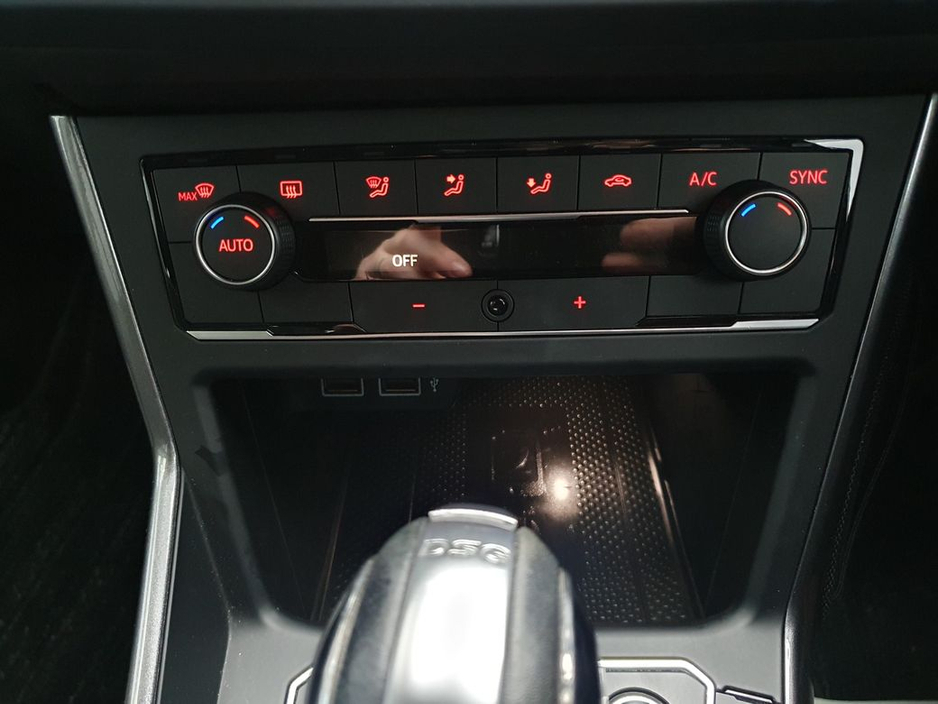 2019 Volkswagen Polo - image 16