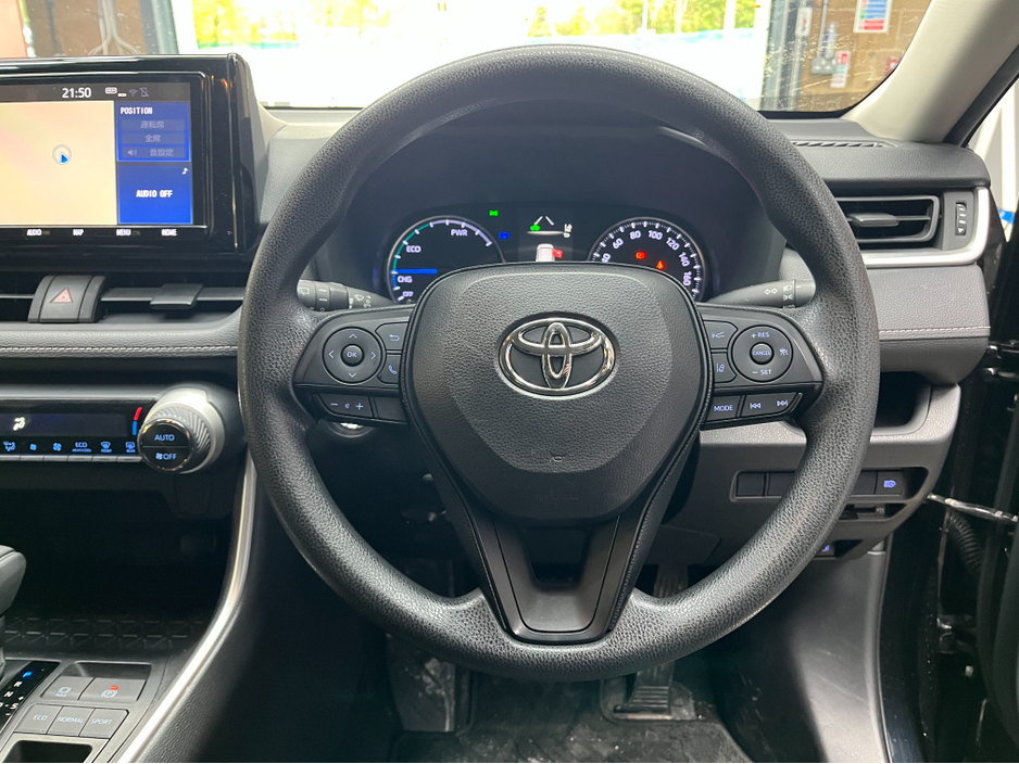 2020 Toyota Rav4 - image 8