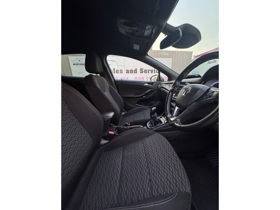 2017 Vauxhall Astra 1.4 TURBO SRI 147BHP 5DR €9,800