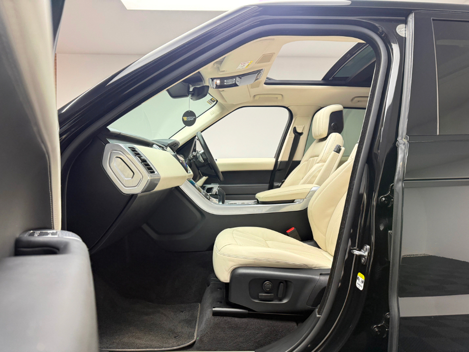 2021 Land Rover Range Rover Sport - image 16
