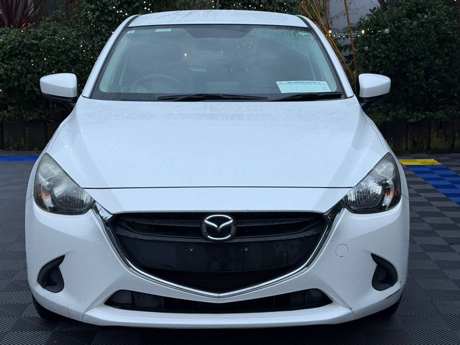 2017 Mazda Demio 1.3 SKYACTIV // SERVICE HISTORY // AIR CONDITIONING // 15" ALLOYS €11,900