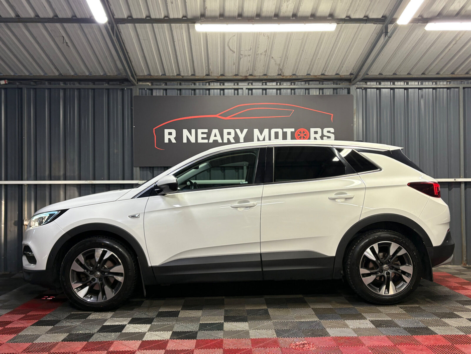 2018 Opel Grandland X - image 5