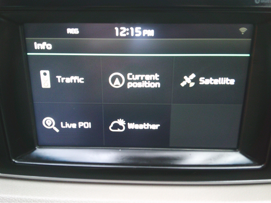 2017 Kia Sportage NCT 2027,€200 TAX, LEATHER  HEATED SEATS, REVERSE CAMERA, CRUISE, TAXED , LOW KMS. €15,999