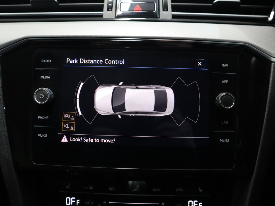 2021 Volkswagen Passat *123* GTE S-A DSG €23,995