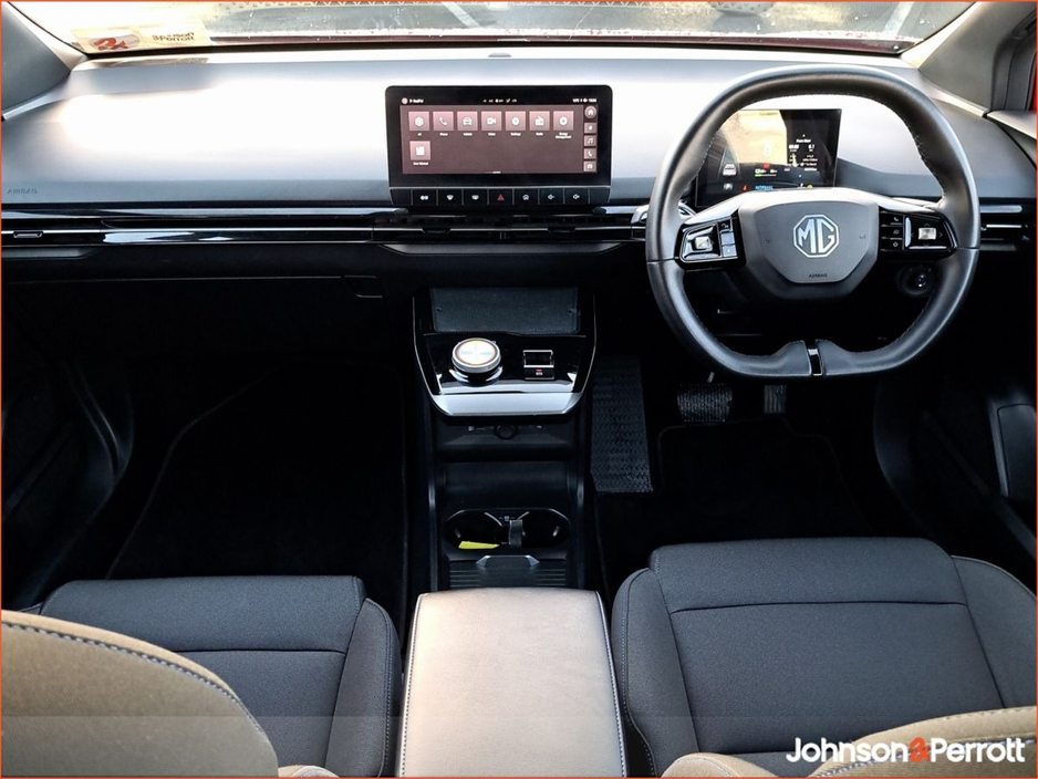 2023 MG 4 LONG RANGE LIKE NEW CONDITION €22,900