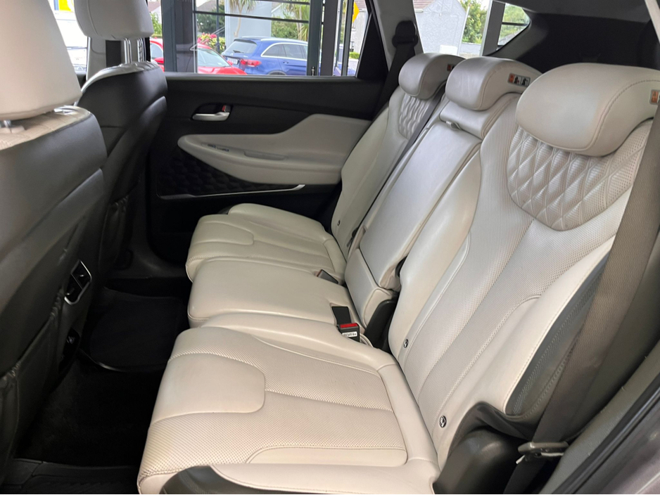 2021 Hyundai Santa Fe - image 16