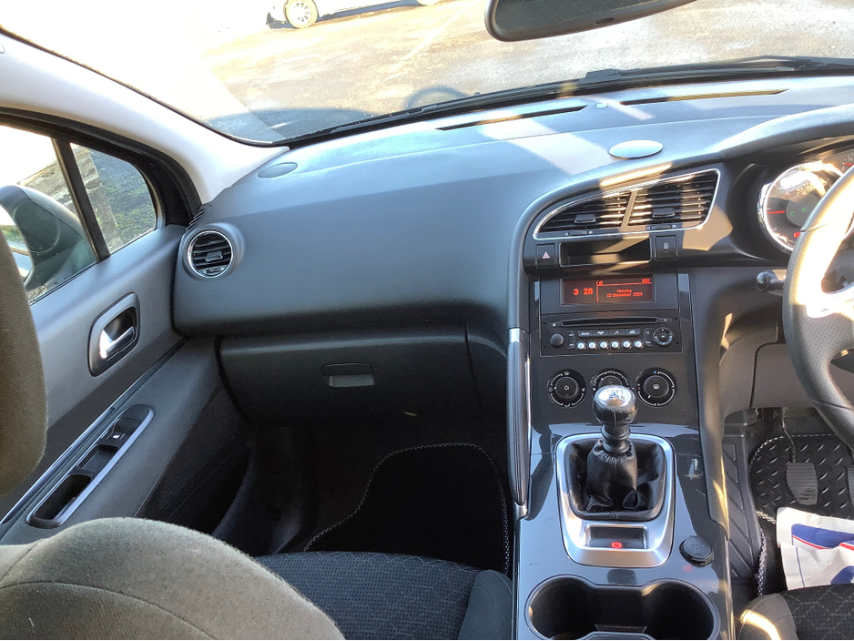 2014 Peugeot 3008 1.6 HDI 115 ACTIVE 5DR €6,500