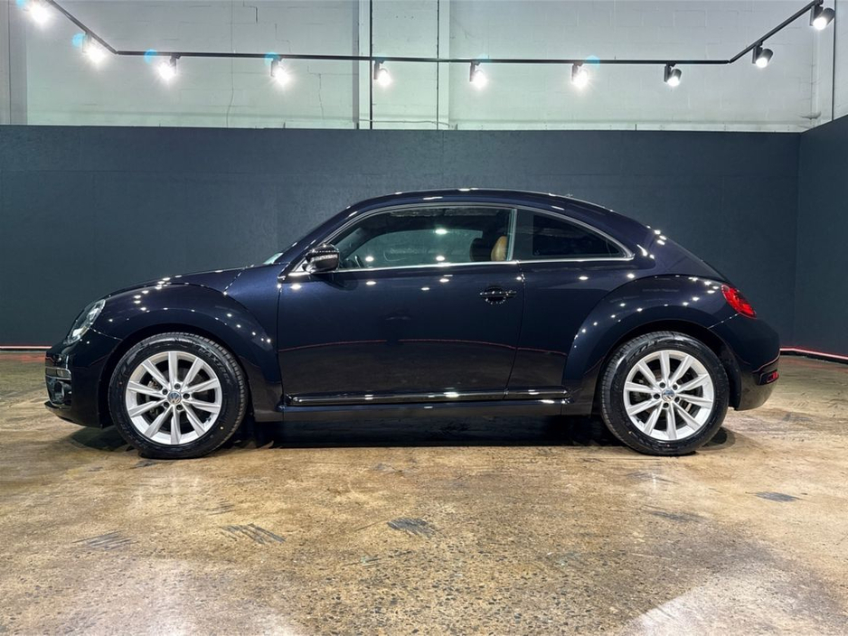 2019 Volkswagen Beetle - image 6