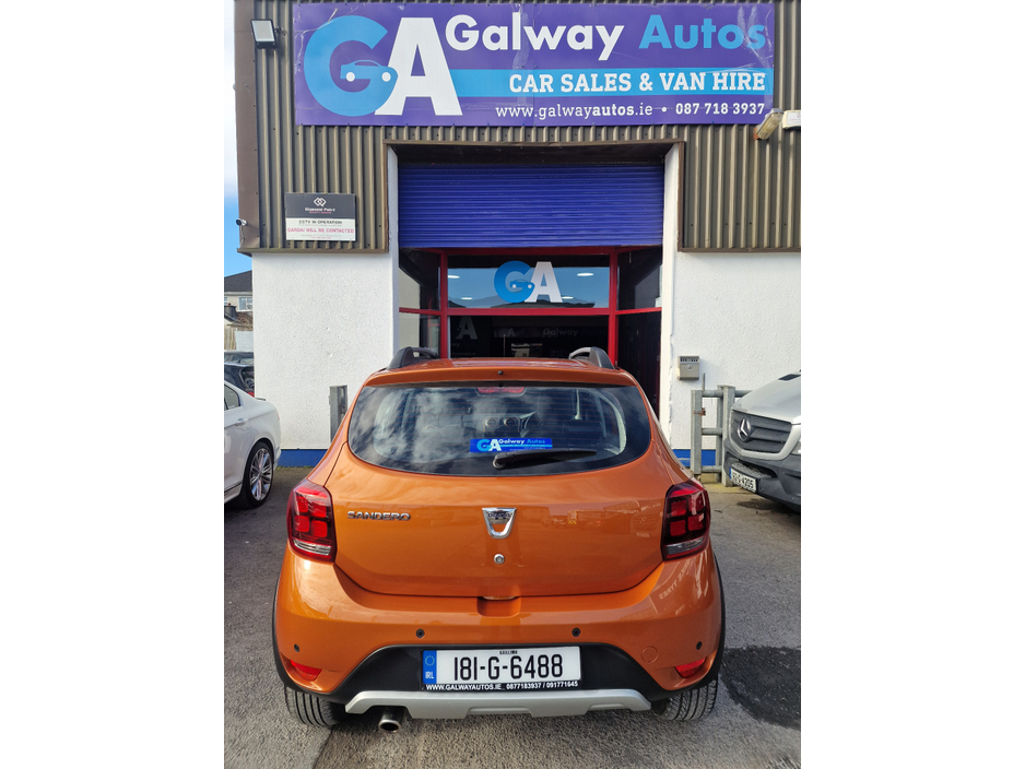 2018 Dacia Sandero - image 11