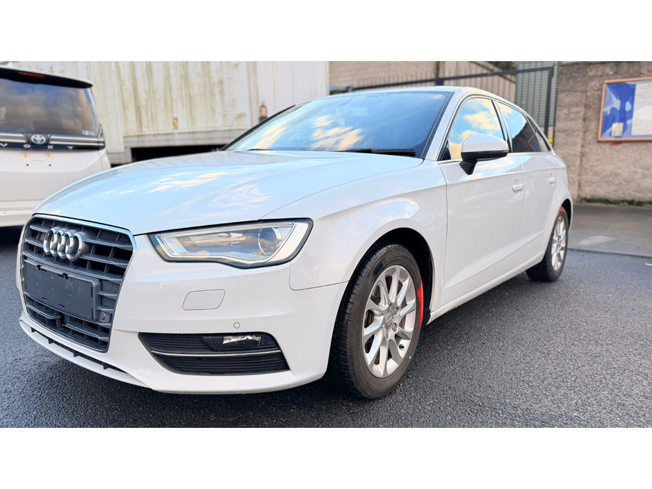 2015 Audi A3 1.4 TFSI 140BHP S LINE €14,500