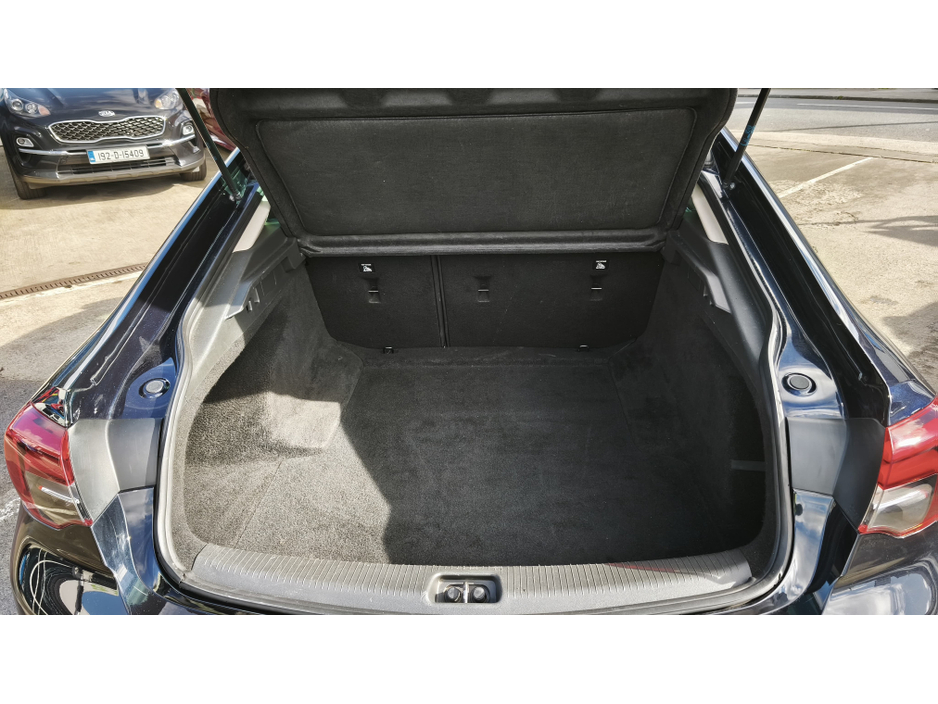 2017 Opel Insignia - image 13