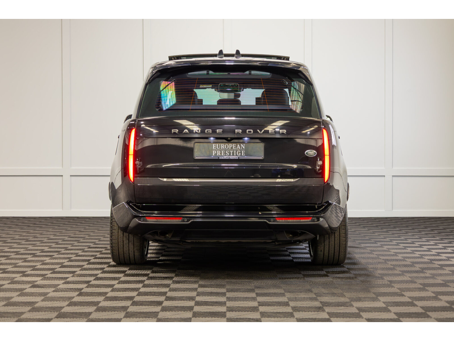 2023 Land Rover Range Rover - image 5