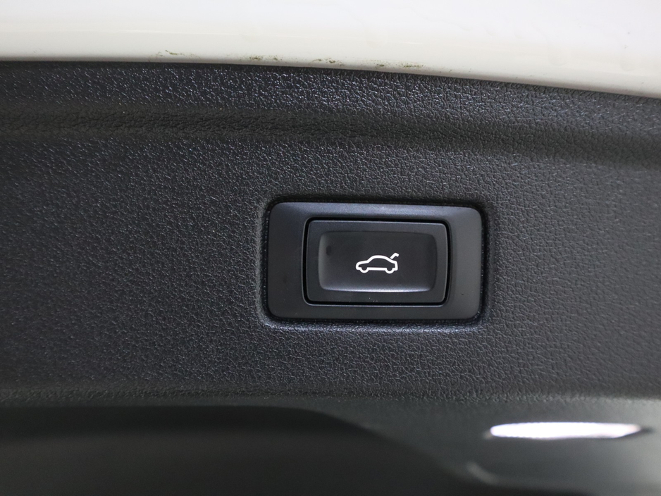 2018 Audi A5 - image 28