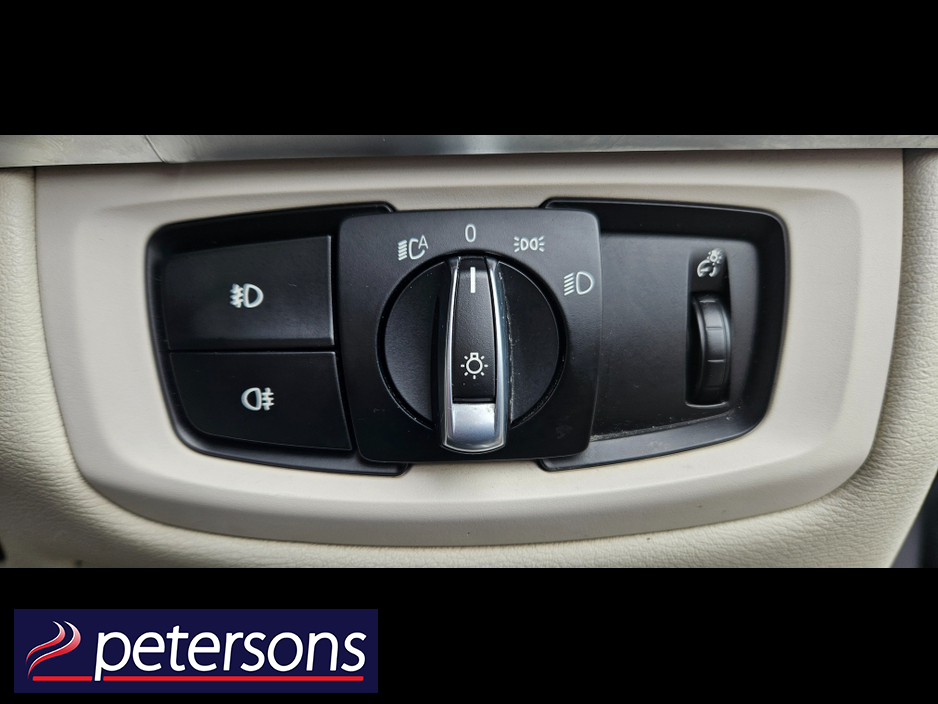 2017 BMW X5 - image 44