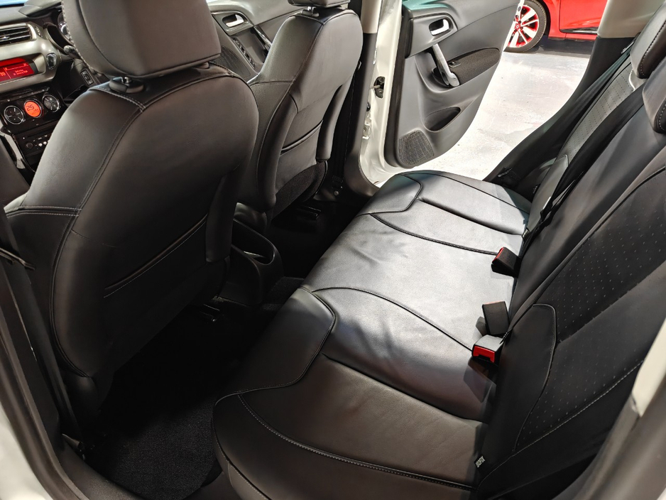 2017 Citroen C3 - image 19