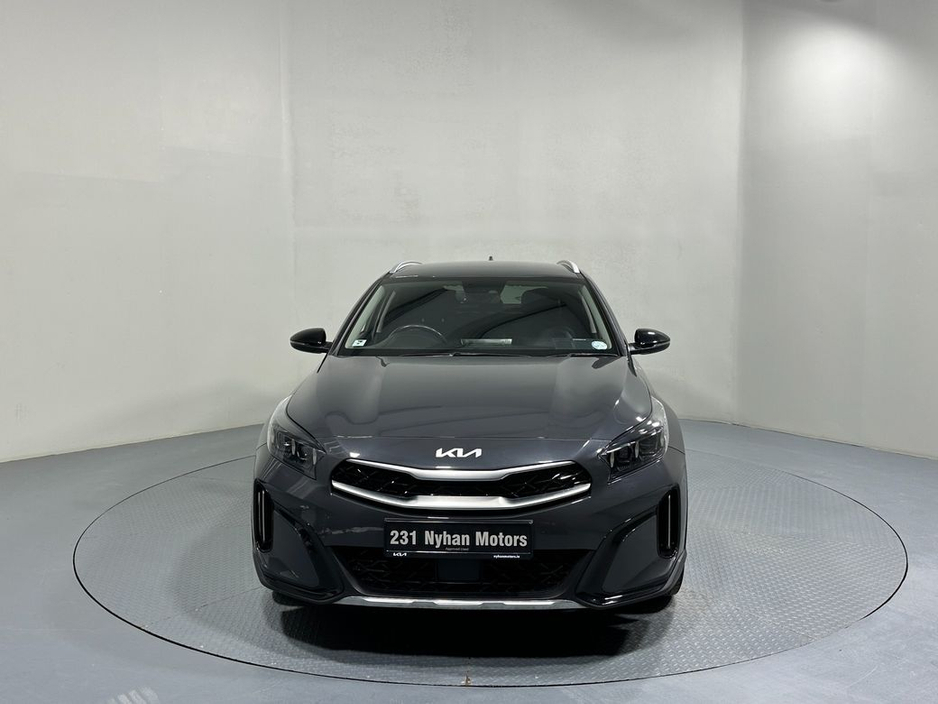 2023 Kia XCeed - image 2