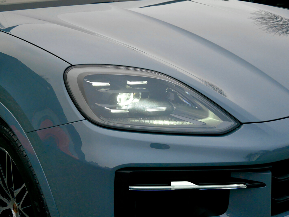 2025 Porsche Cayenne Cayenne E-Hybrid Coup&eacute; €123,950