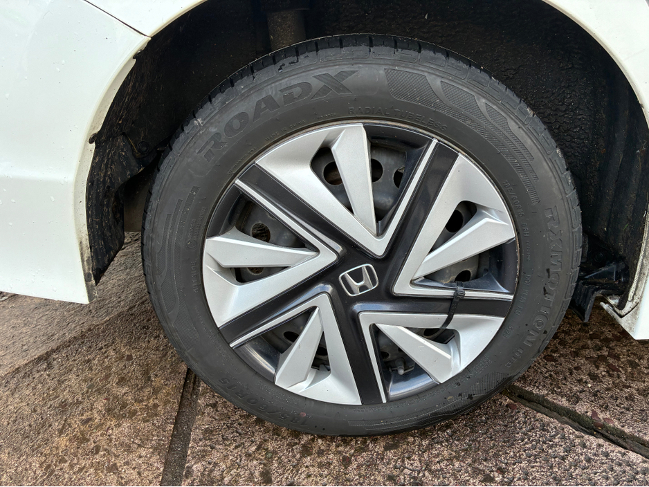 2018 Honda Shuttle DAA-GP7 5DR AUTO €11,950