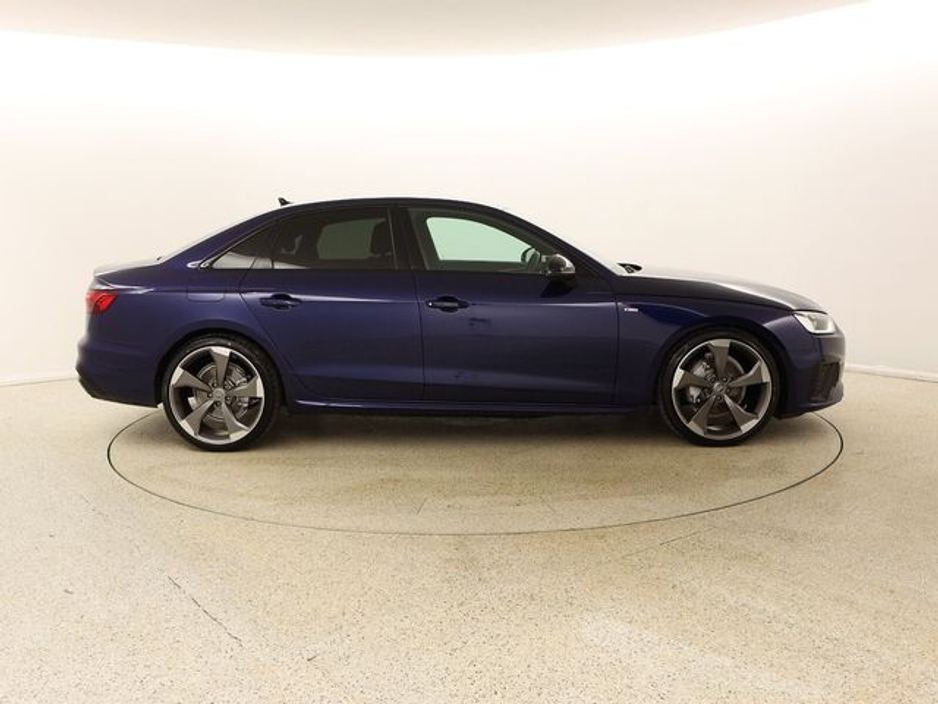 2021 Audi A4 - image 8