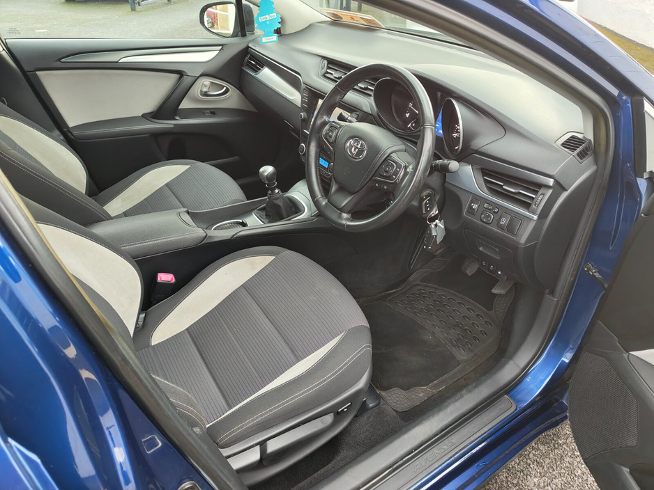 2016 Toyota Avensis 2.0 D-4D (143) Luna Navi €7,950