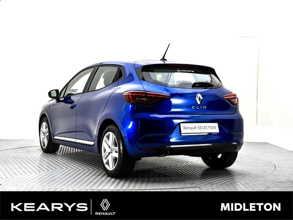 2020 Renault Clio - image 13