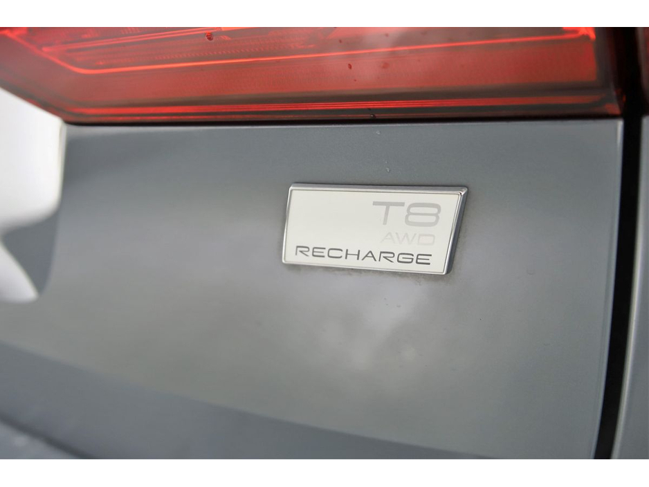 2023 Volvo XC60 - image 20