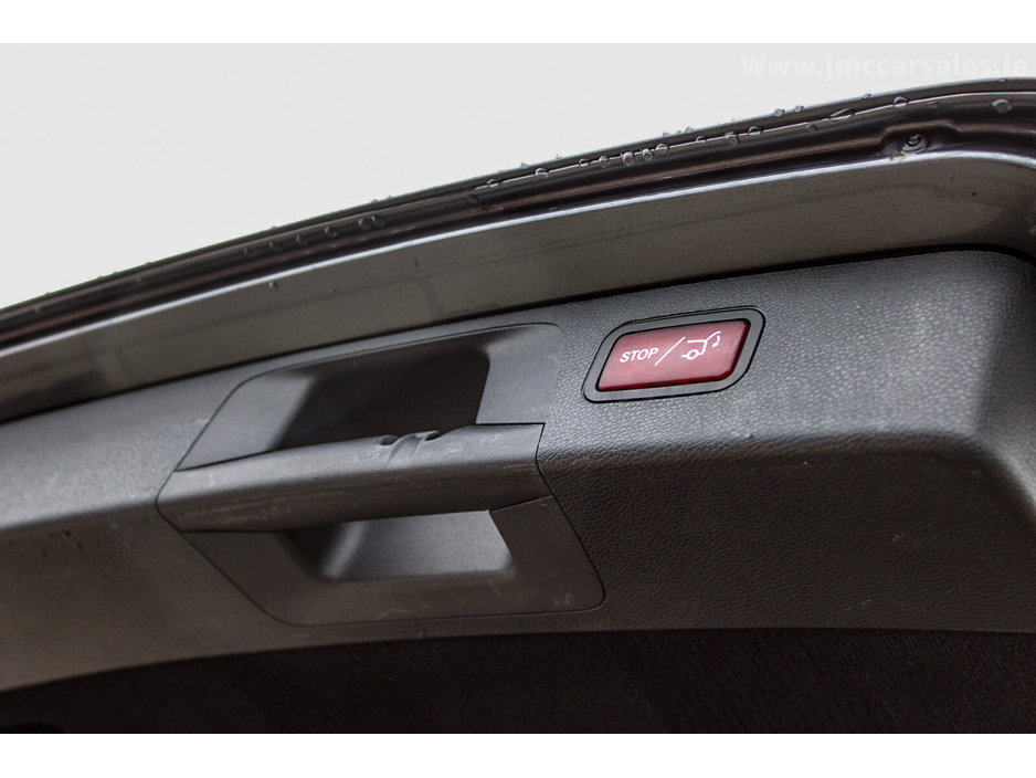 2018 Mercedes-Benz E Class - image 30