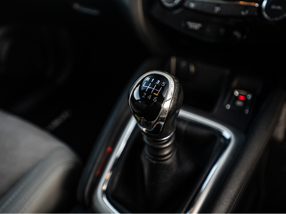 2015 Nissan Qashqai - image 33