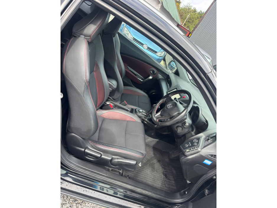 2013 Honda CR-Z - image 6