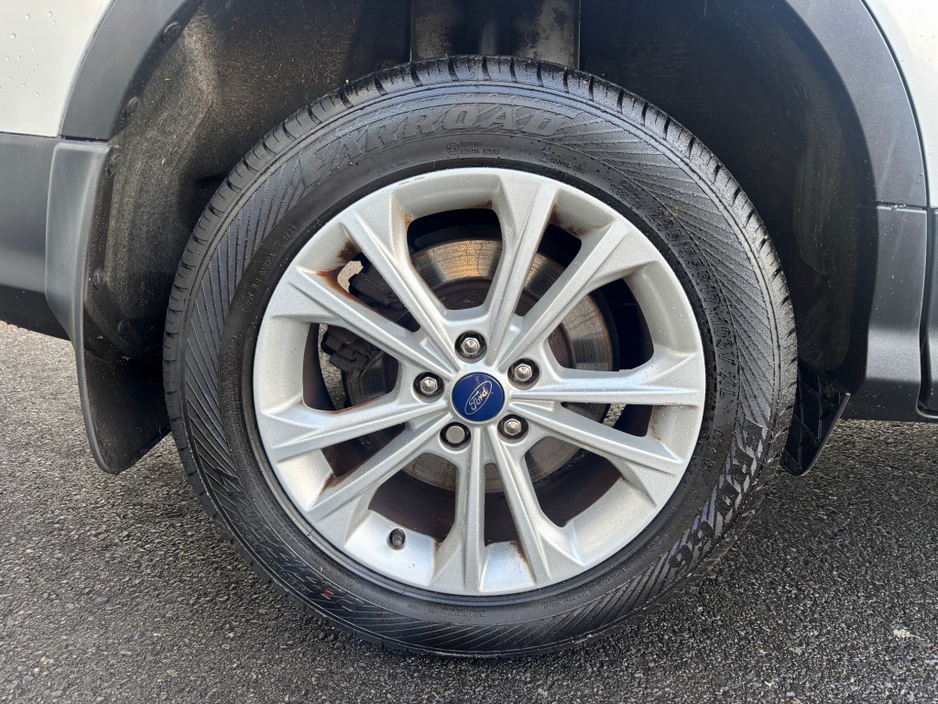 2019 Ford Kuga TITANIUM 1.5 TDCI 120PS 4DR €19,950