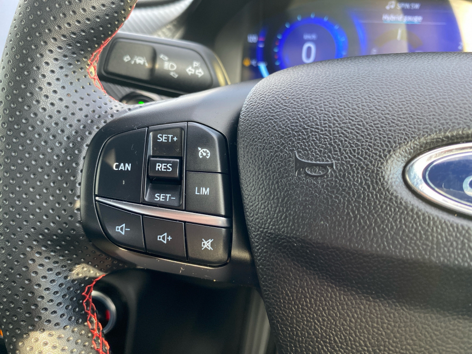 2022 Ford Puma - image 9