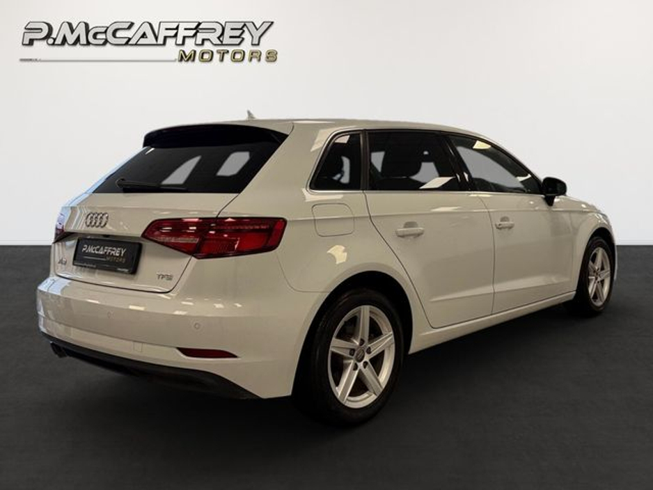 2017 Audi A3 - image 5