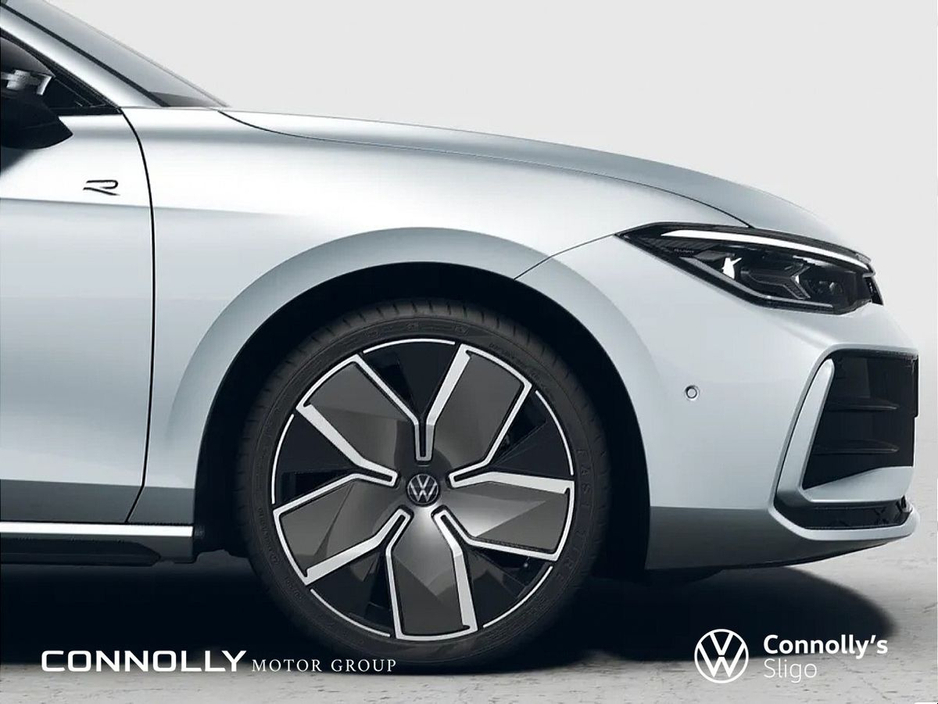 2026 Volkswagen Passat - image 7