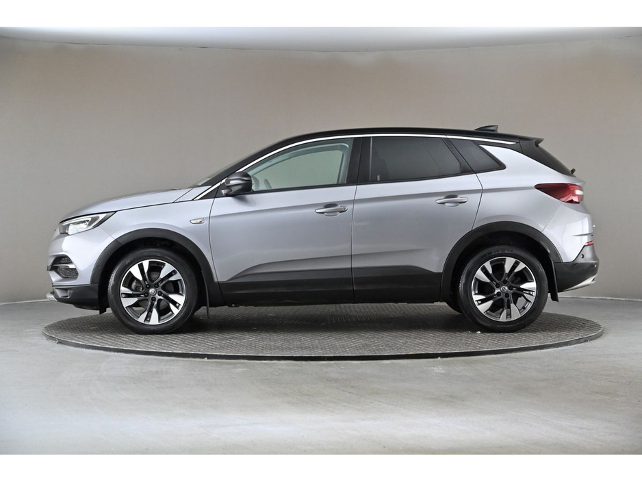 2020 Opel Grandland X - image 5