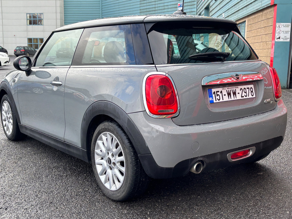 2015 MINI Hatch  €8,950