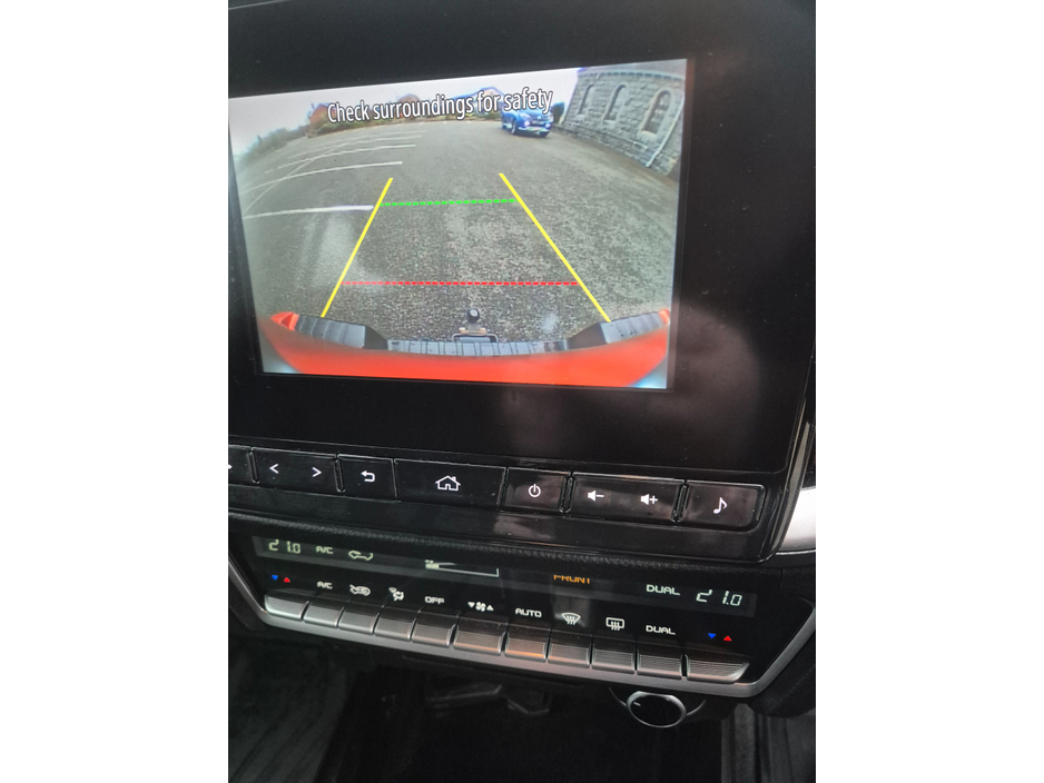 2021 Isuzu D-MAX - image 5