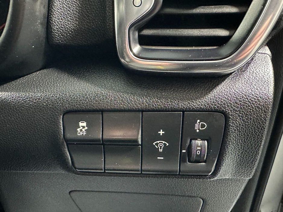 2016 Kia Sportage - image 20