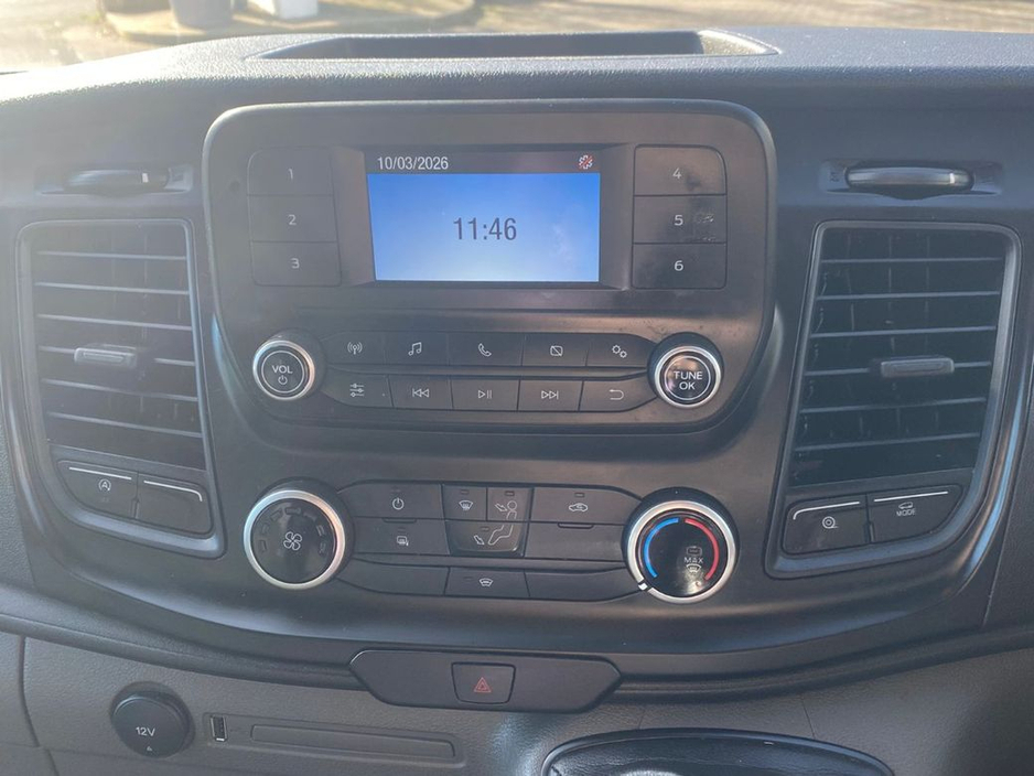 2022 Ford Transit - image 17